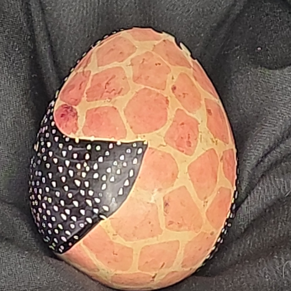 Vintage, hand-carrved & etched African soapstone egg from Kenya.